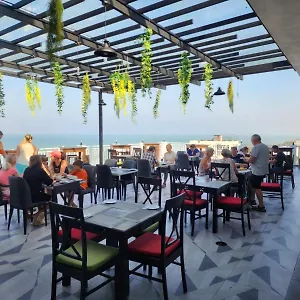 4* Hotel Ruvisha